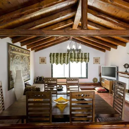 Korina's Wood House Holiday home